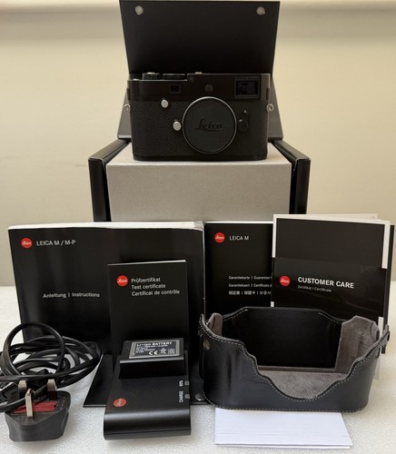 Leica black - (typ, 240)
